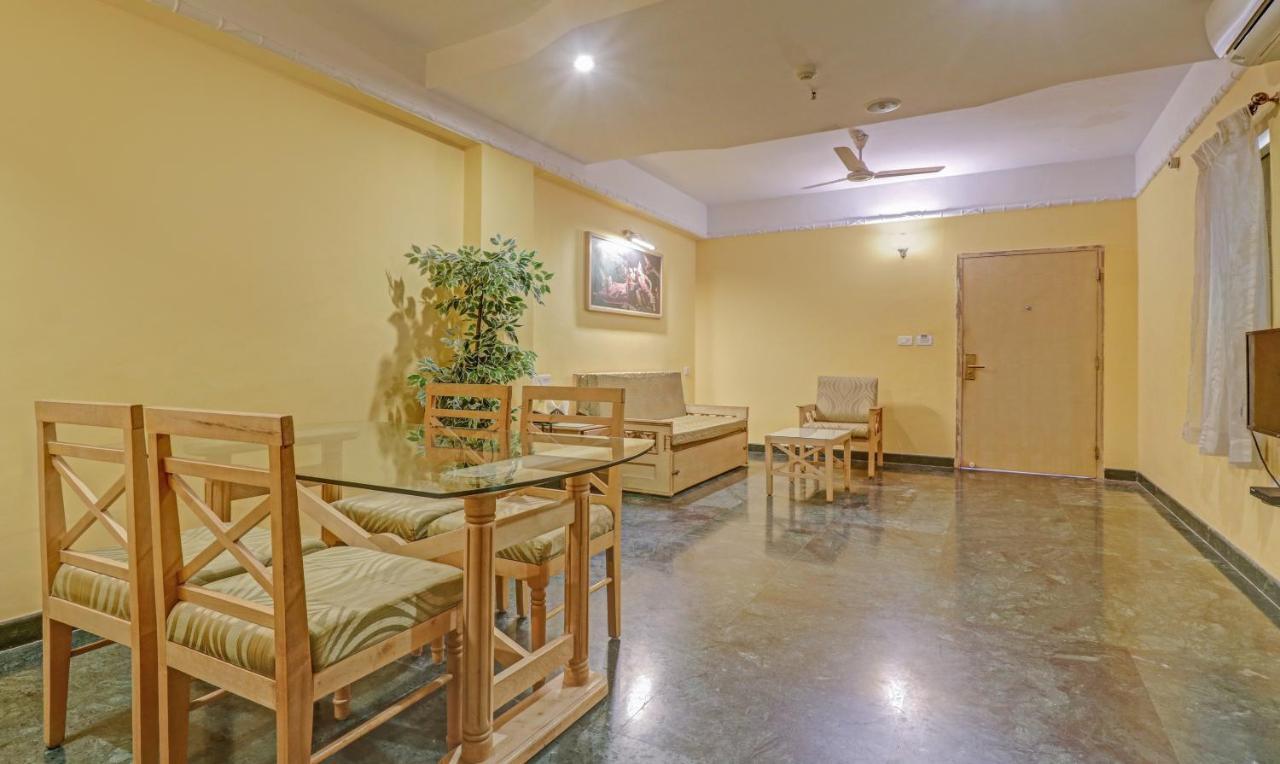 Treebo Komfort Suites, 3 Km From Mysore Palace Екстериор снимка
