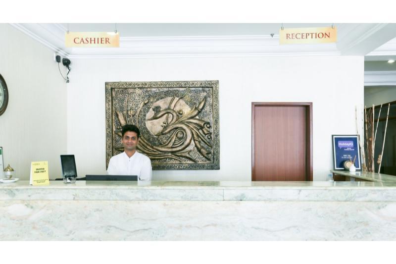 Treebo Komfort Suites, 3 Km From Mysore Palace Екстериор снимка